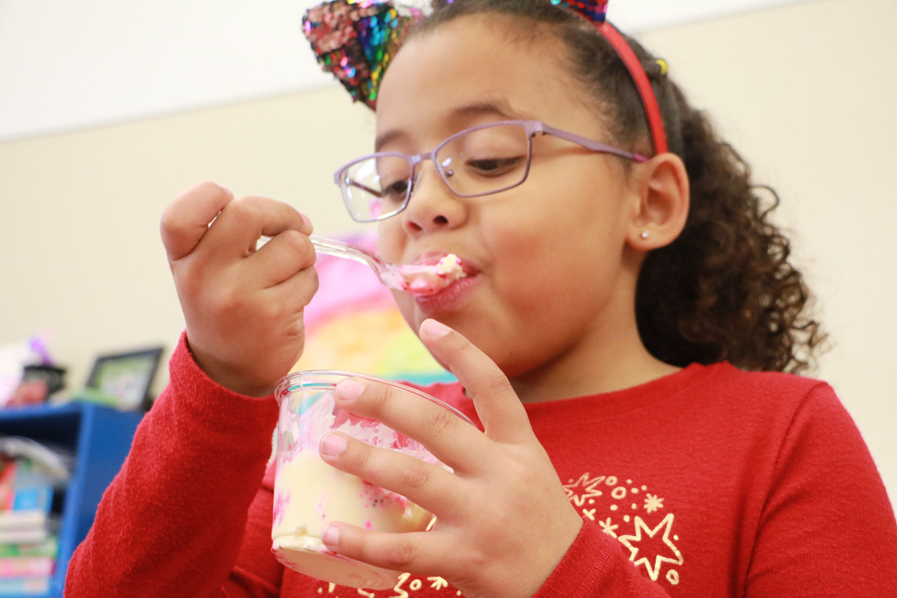 PHOTOS- Lincoln third grade Valentine's Day party 20200213352.jpg